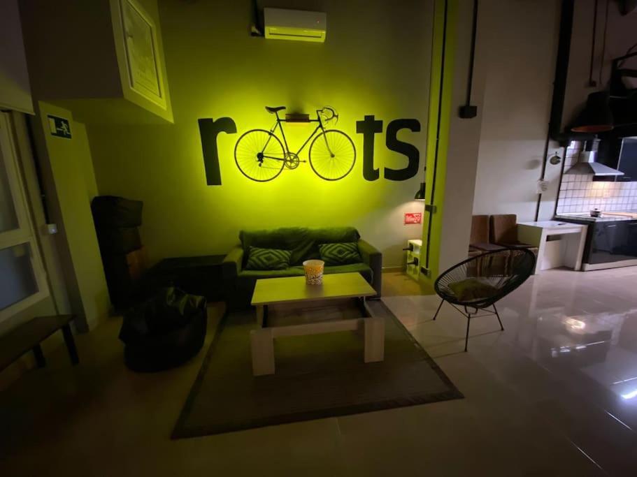 Apartment Ruzafa Roots, 12 Min To Centre, Smart Tv, Wine Valencia Eksteriør billede